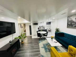 DIAMOND PLACE